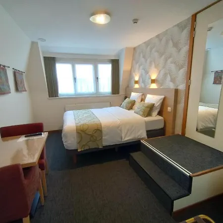 Fevery Hotel 3*