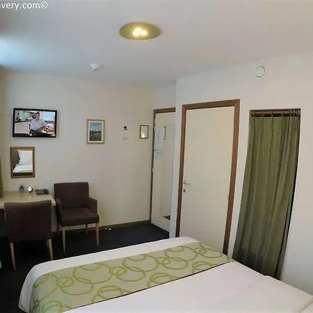 Fevery Hotel 3*