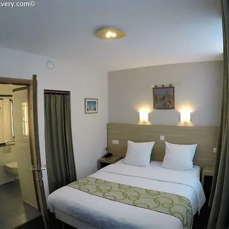 Fevery Hotel 3*
