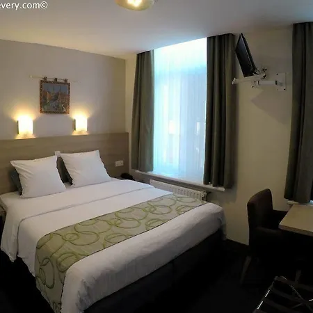Fevery Hotel